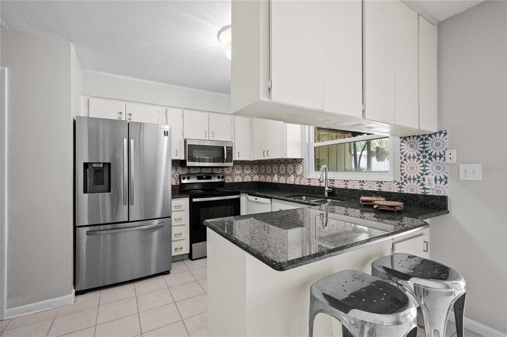 7635 DELEON COURT TAMPA, FL 33615