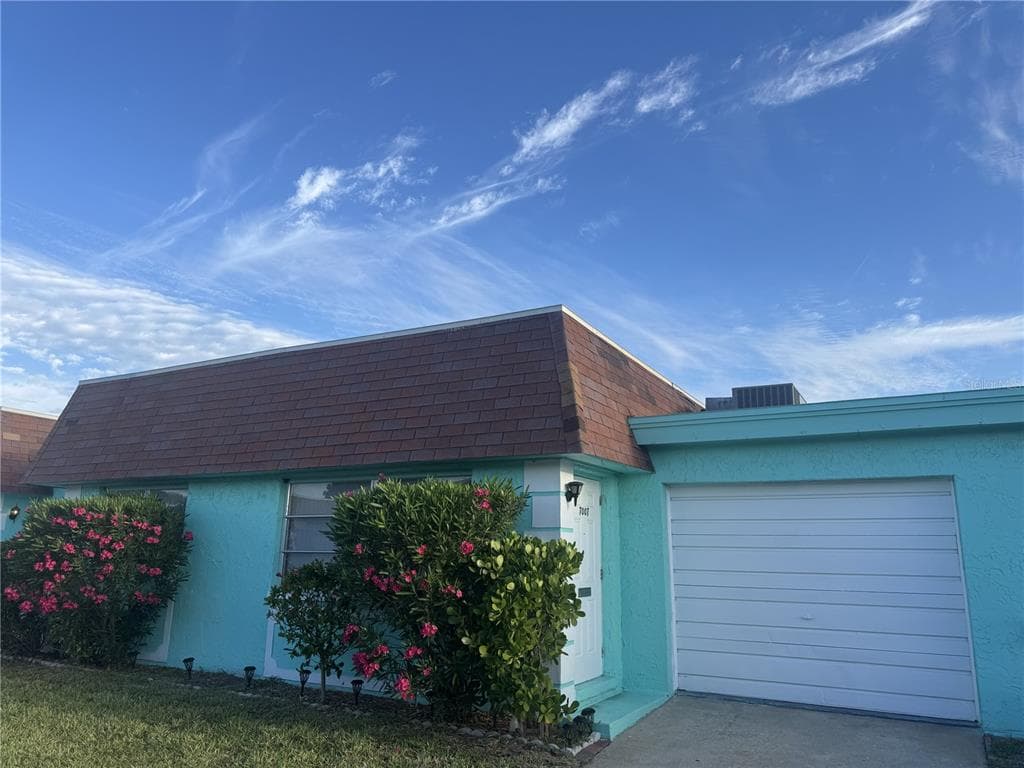7007 VERSAILLES N UNIT n/a