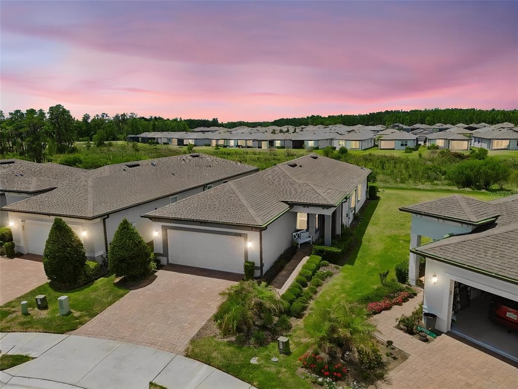 5695 BAY TIDE COURT LAND O LAKES, FL 34638