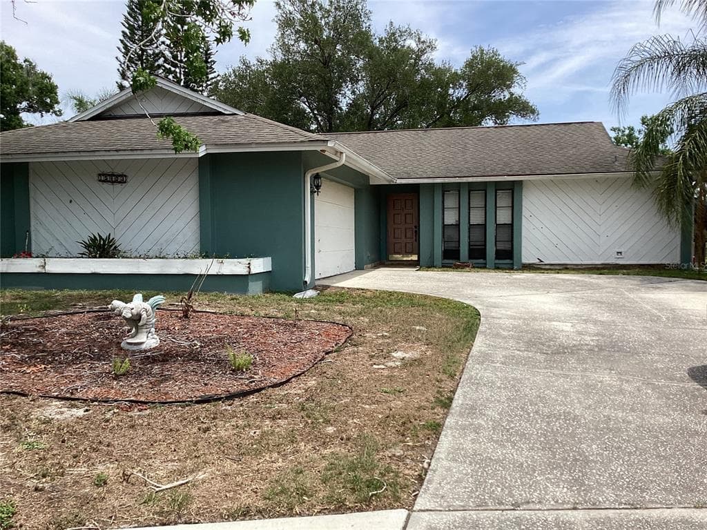 15803 IRONWARE PLACE TAMPA, FL 33624