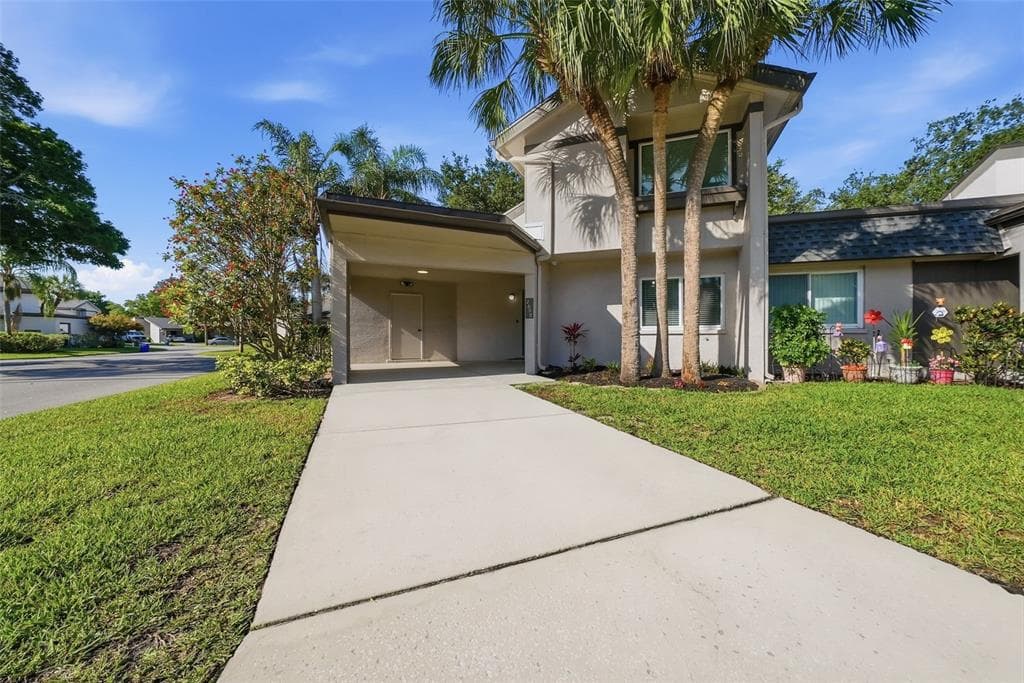 2600 BARKSDALE COURT CLEARWATER, FL 33761