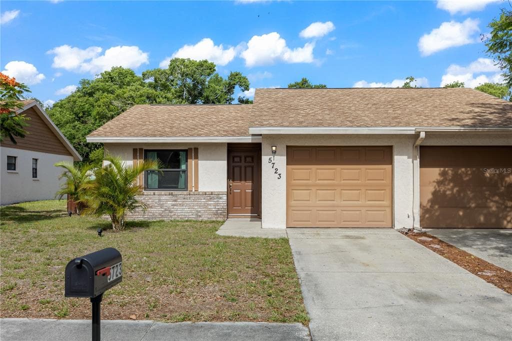 5723 DEER HOLLOW TRAIL SARASOTA, FL 34232
