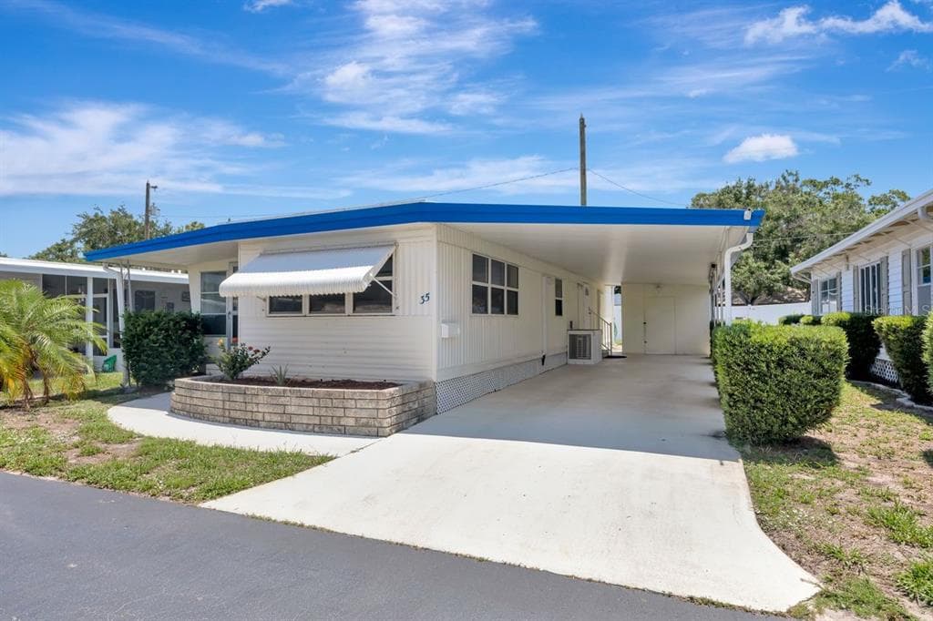9900 ULMERTON ROAD UNIT 35 LARGO, FL 33771