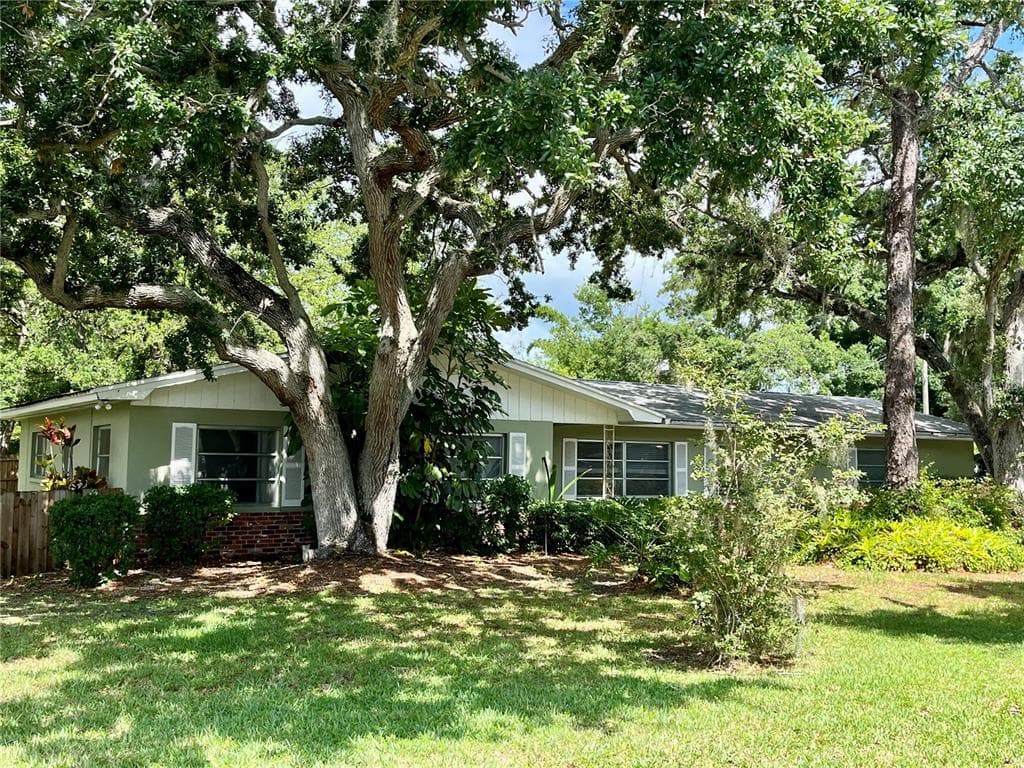 58 ARNONI DRIVE DUNEDIN, FL 34698