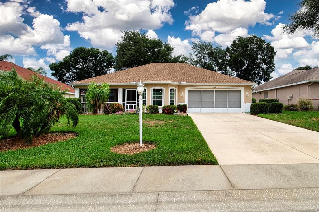 1406 BLUEWATER DRIVE SUN CITY CENTER, FL 33573