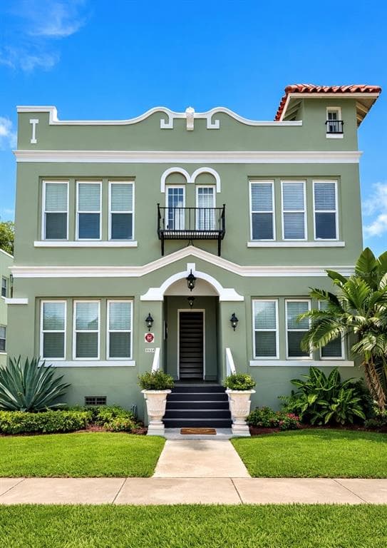 2014 JACKSON STREET N UNIT 5 ST PETERSBURG, FL 33704