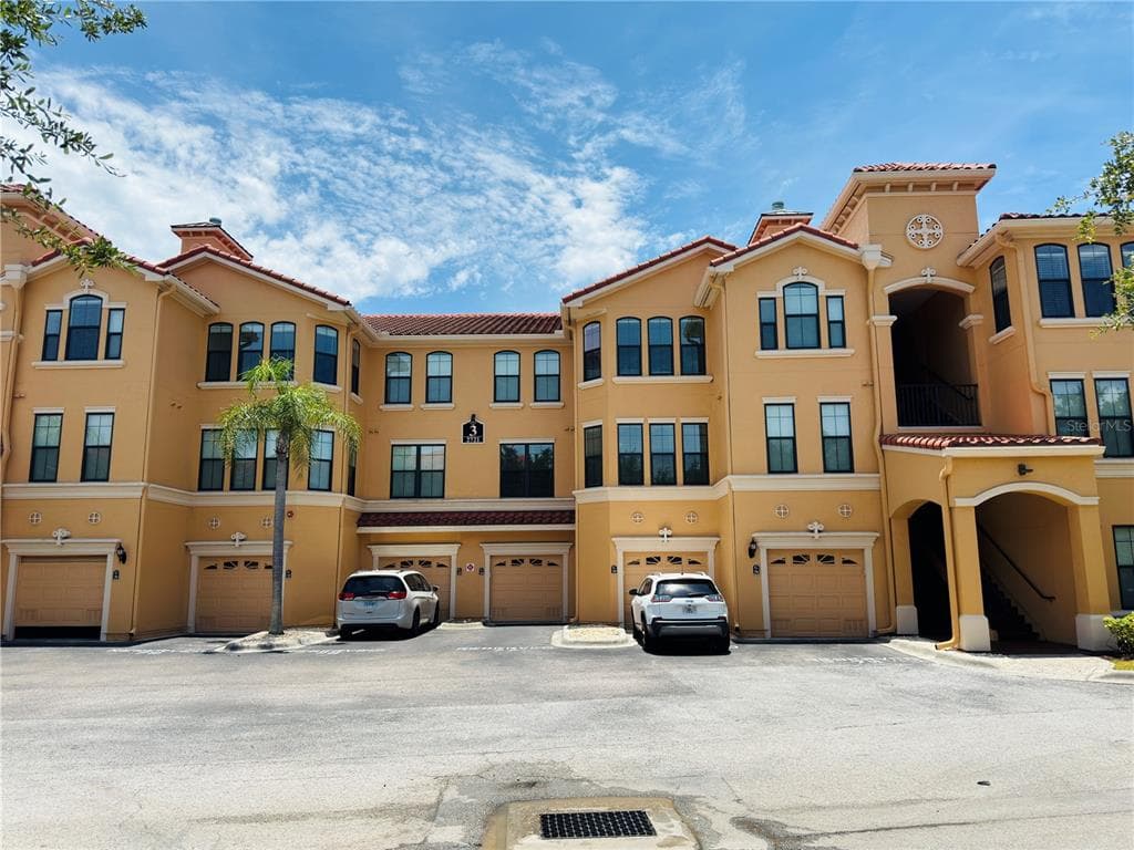 2721 VIA MURANO UNIT 324 CLEARWATER, FL 33764