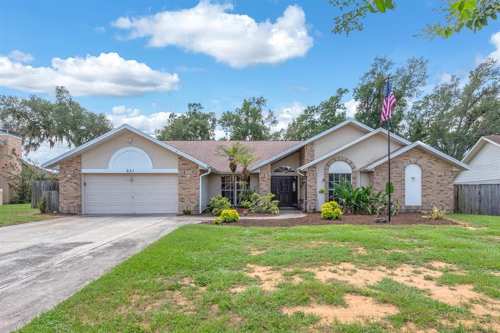 621 PENN NATIONAL ROAD