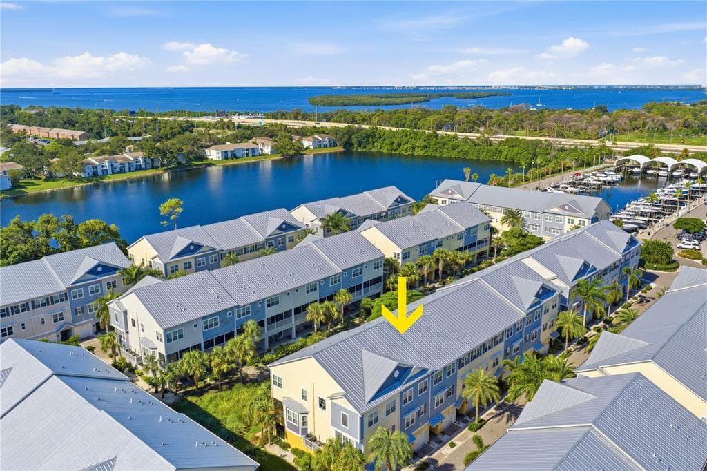 3162 MOORINGS DRIVE ST PETERSBURG, FL 33712