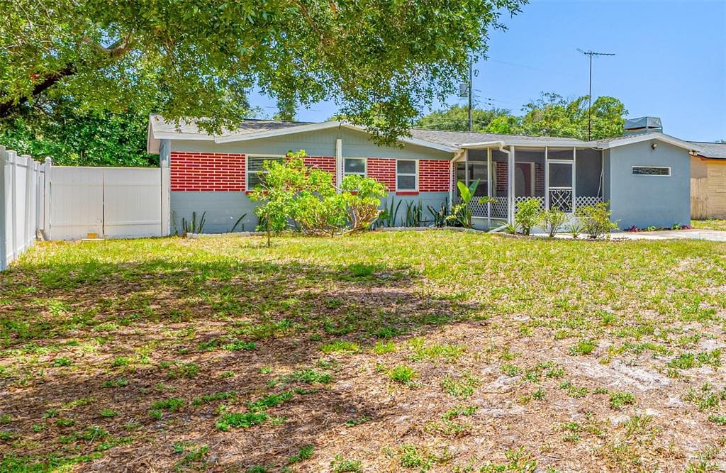 3748 15TH AVENUE SE LARGO, FL 33771