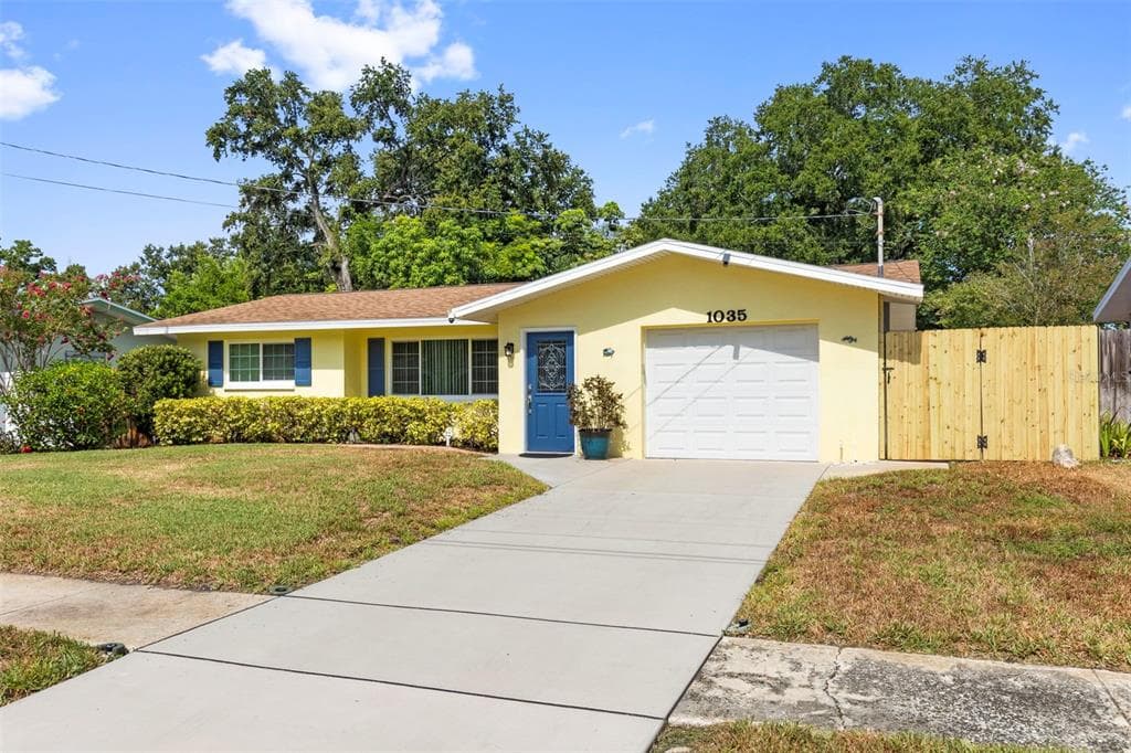 1035 WOODBROOK DRIVE LARGO, FL 33770