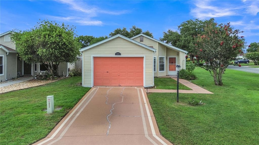 25345 GREEN HERON DRIVE LEESBURG, FL 34748