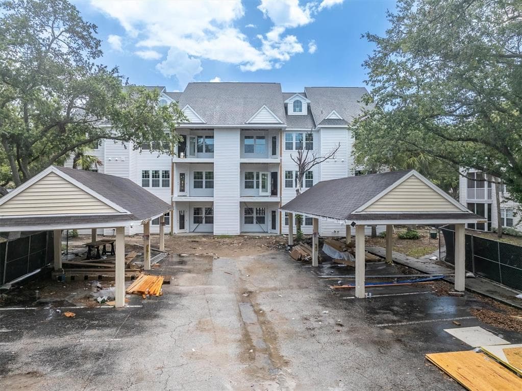 3313 HAVILAND COURT UNIT 203