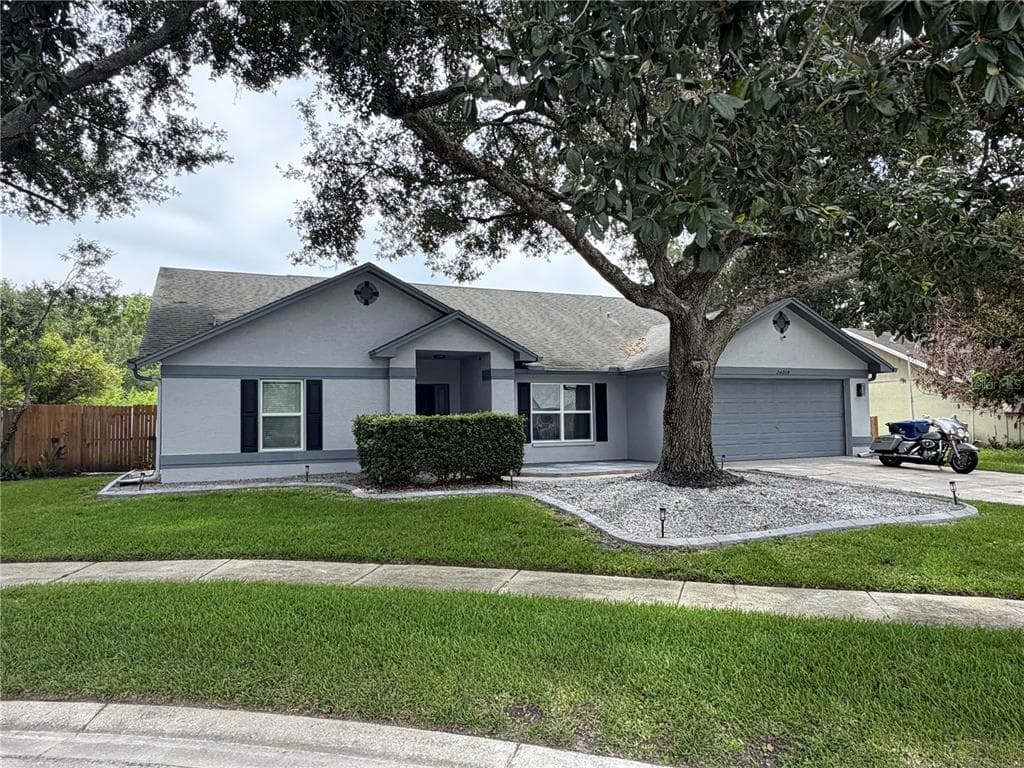24204 HAMPTON PLACE LUTZ, FL 33559