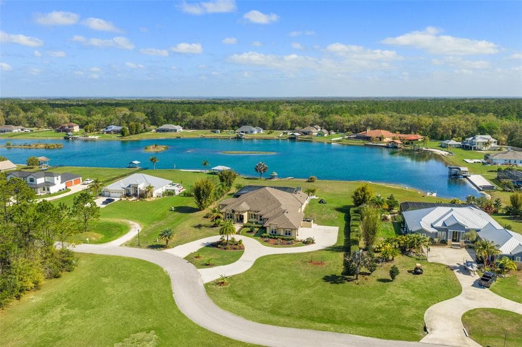 24057 HIDEOUT TRAIL LAND O LAKES, FL 34639