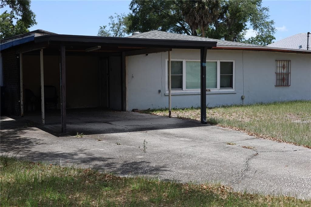 5404 N MCKAY AVENUE TAMPA, FL 33603