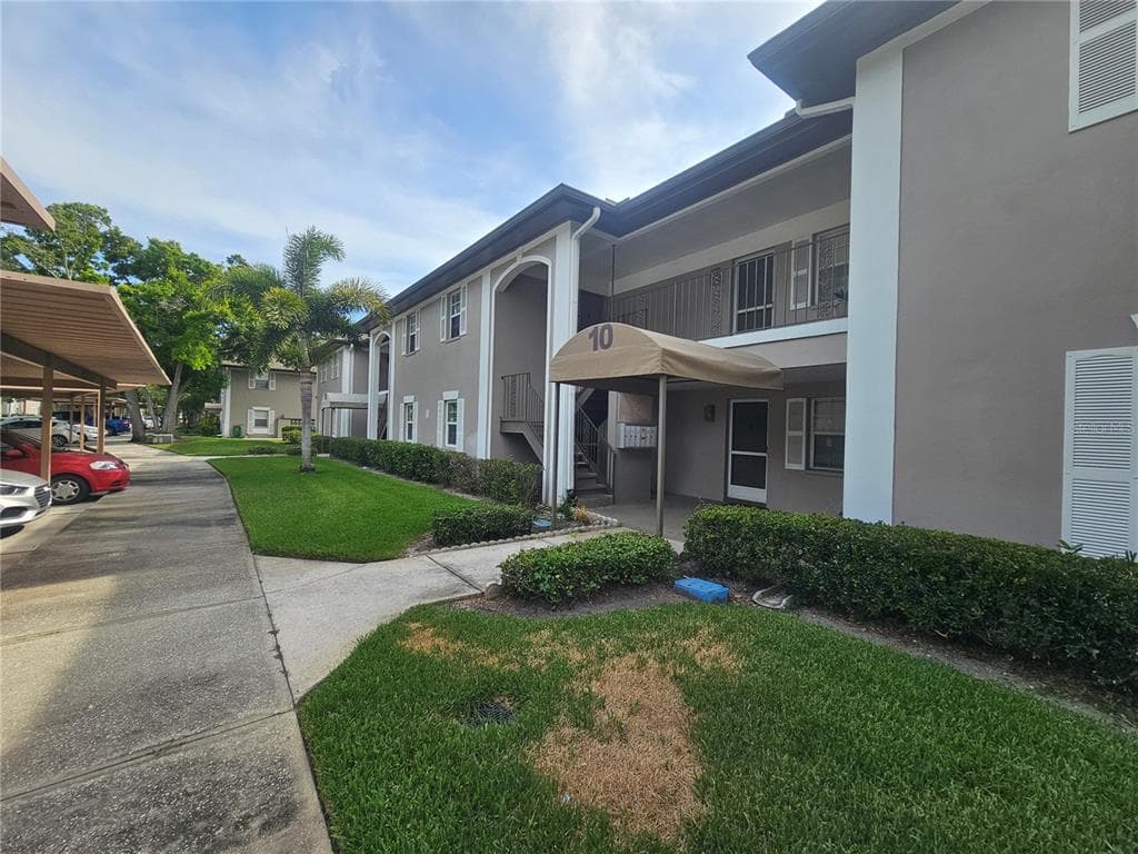 5265 E BAY DRIVE UNIT 1013 CLEARWATER, FL 33764