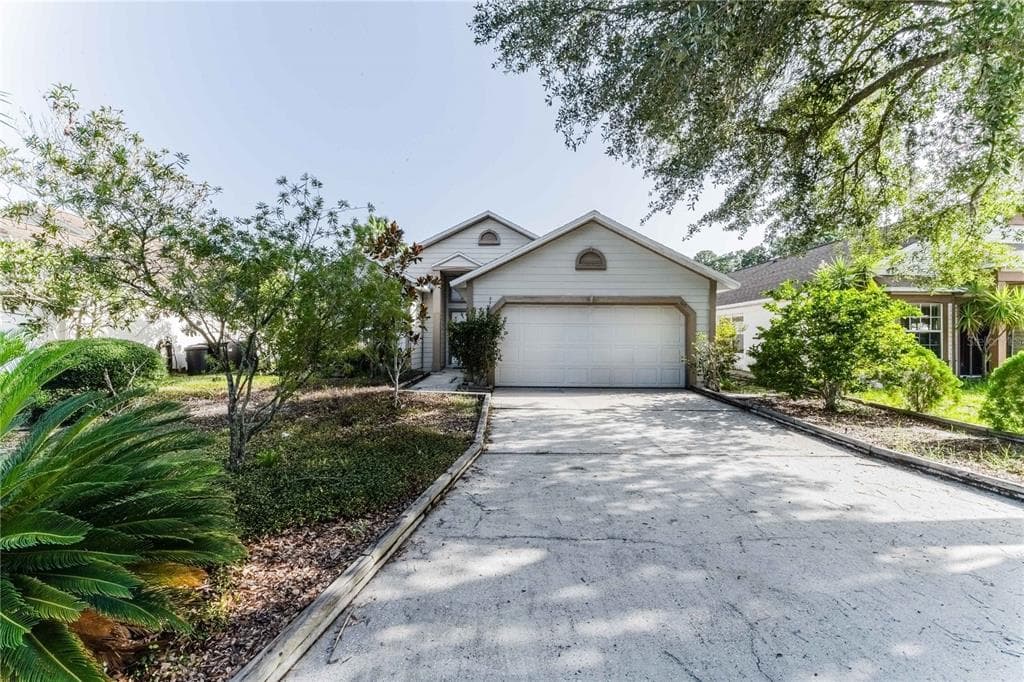 612 ALLISON AVENUE DAVENPORT, FL 33897