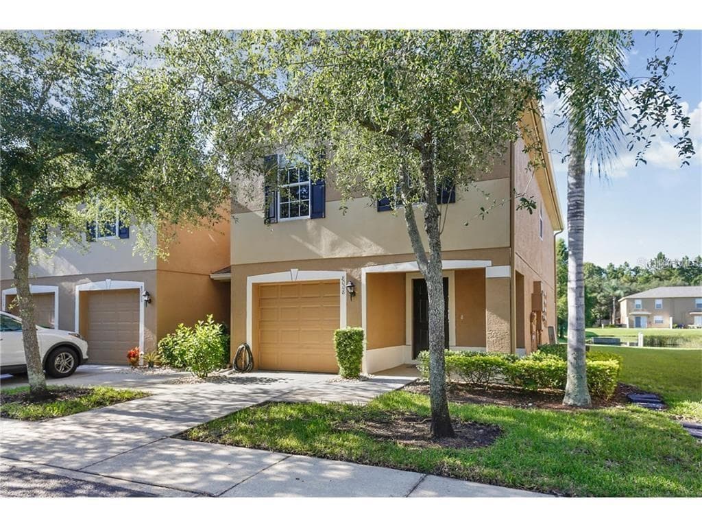 8008 SUTTON TERRACE LANE TAMPA, FL 33615