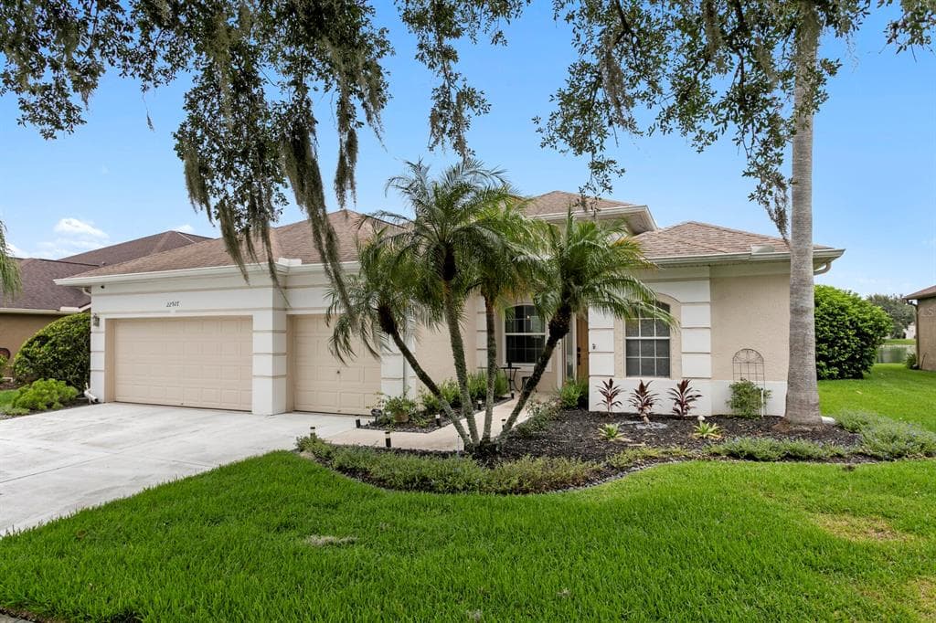 22927 BAY CEDAR DRIVE LAND O LAKES, FL 34639