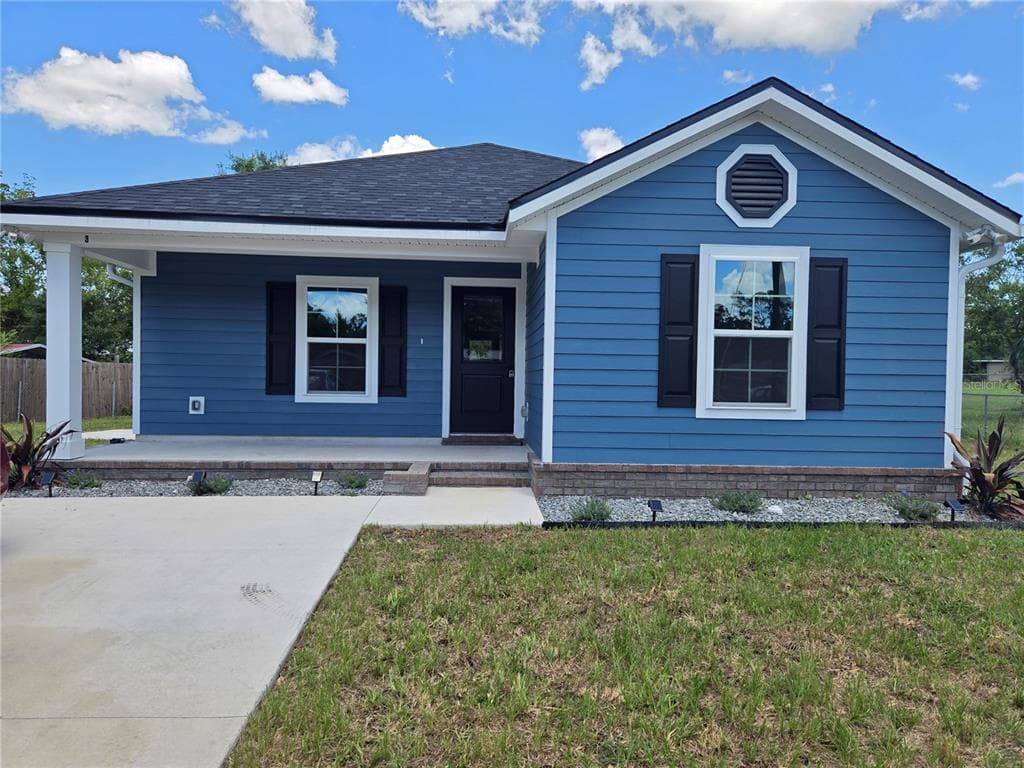 4437 BESSIE CIRCLE E JACKSONVILLE, FL 32209