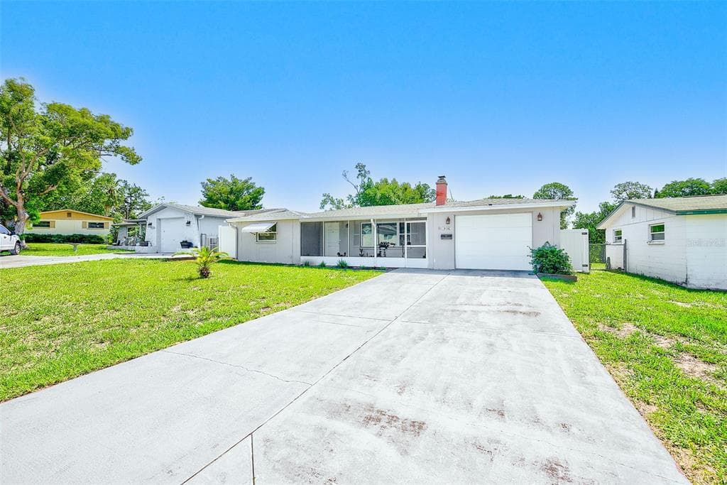 5126 ROSEWOOD DRIVE NEW PORT RICHEY, FL 34653