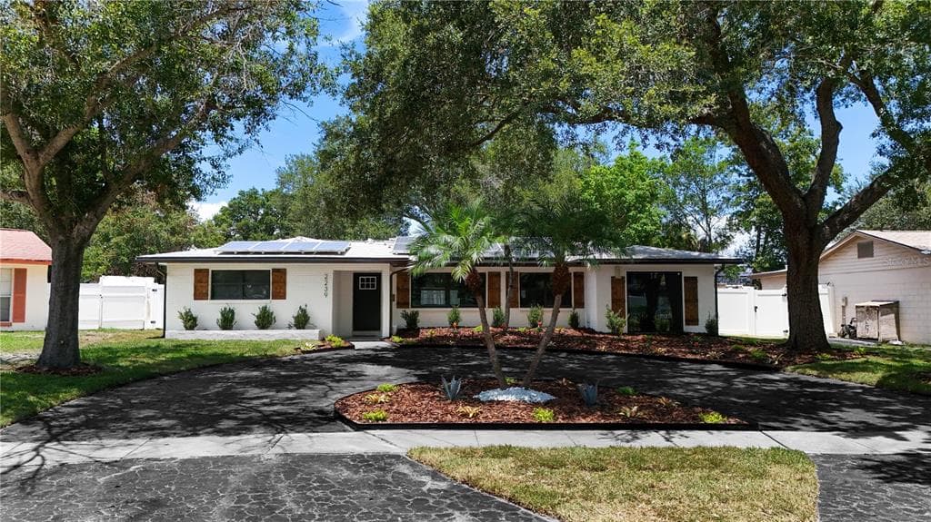 2239 68TH AVENUE N ST PETERSBURG, FL 33702