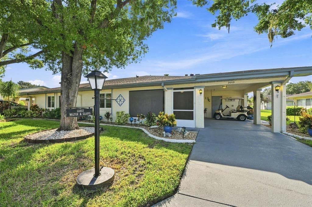 2005 HEATHFIELD CIRCLE UNIT 241