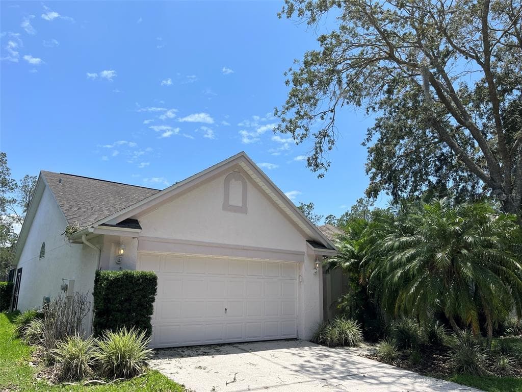 9411 WILLOW COVE COURT TAMPA, FL 33647