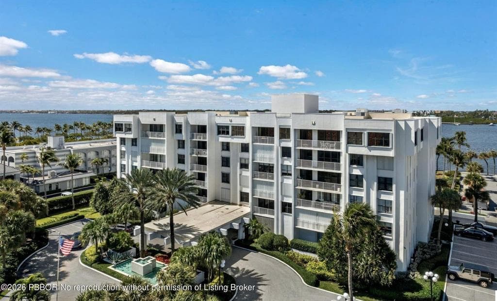 2860 S OCEAN BOULEVARD UNIT 208