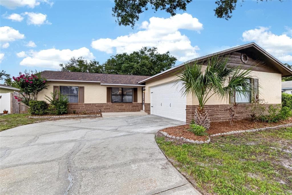 1006 SAXON COURT BRANDON, FL 33510