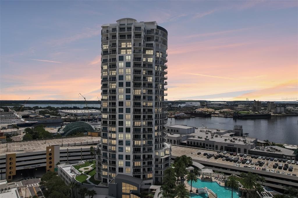 1209 E CUMBERLAND AVENUE UNIT 603