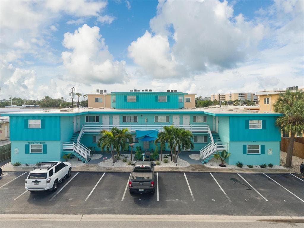 504 67TH AVENUE UNIT 7