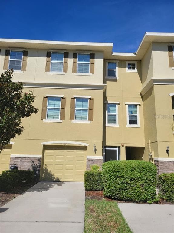 5525 WHITE MARLIN COURT