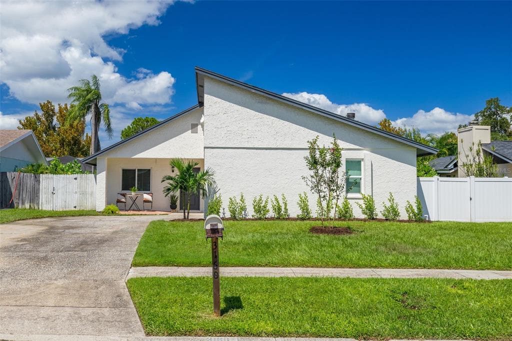 3160 CHAMBLEE LANE