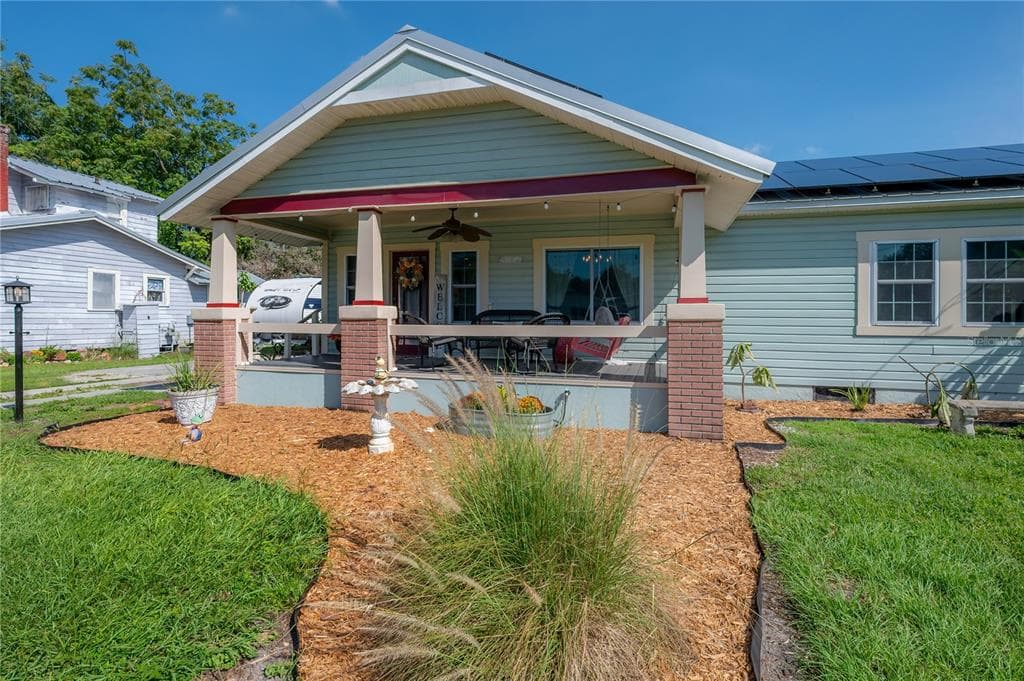 203 W FRIERSON AVENUE
