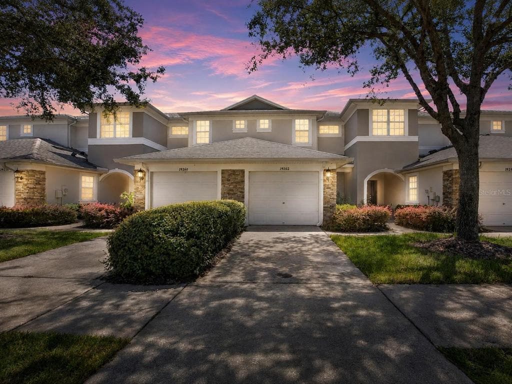 19262 STONE HEDGE DRIVE