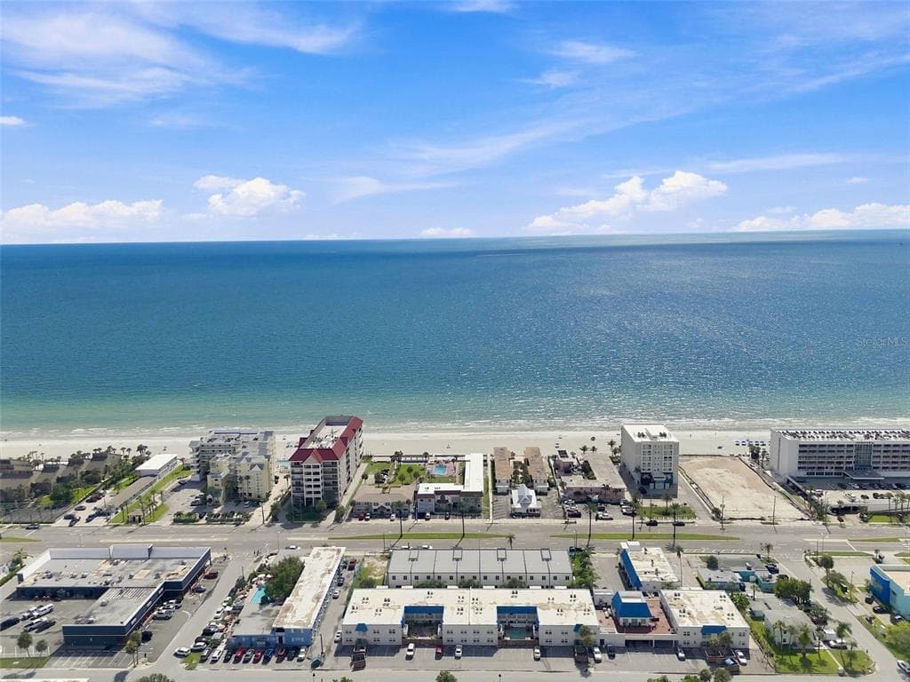 17035 GULF BOULEVARD UNIT 122