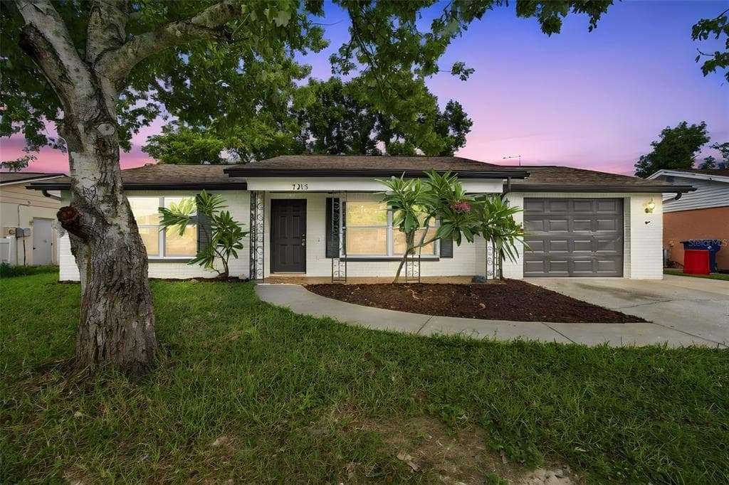 7215 ROBSTOWN DRIVE