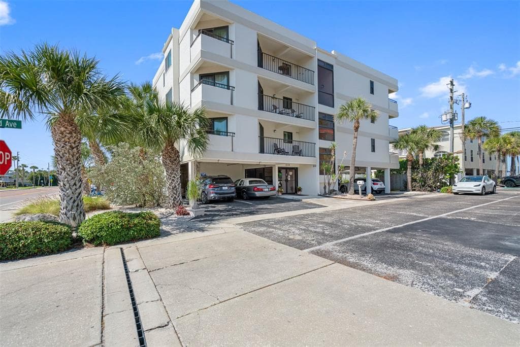 2112 GULF BOULEVARD UNIT 4B
