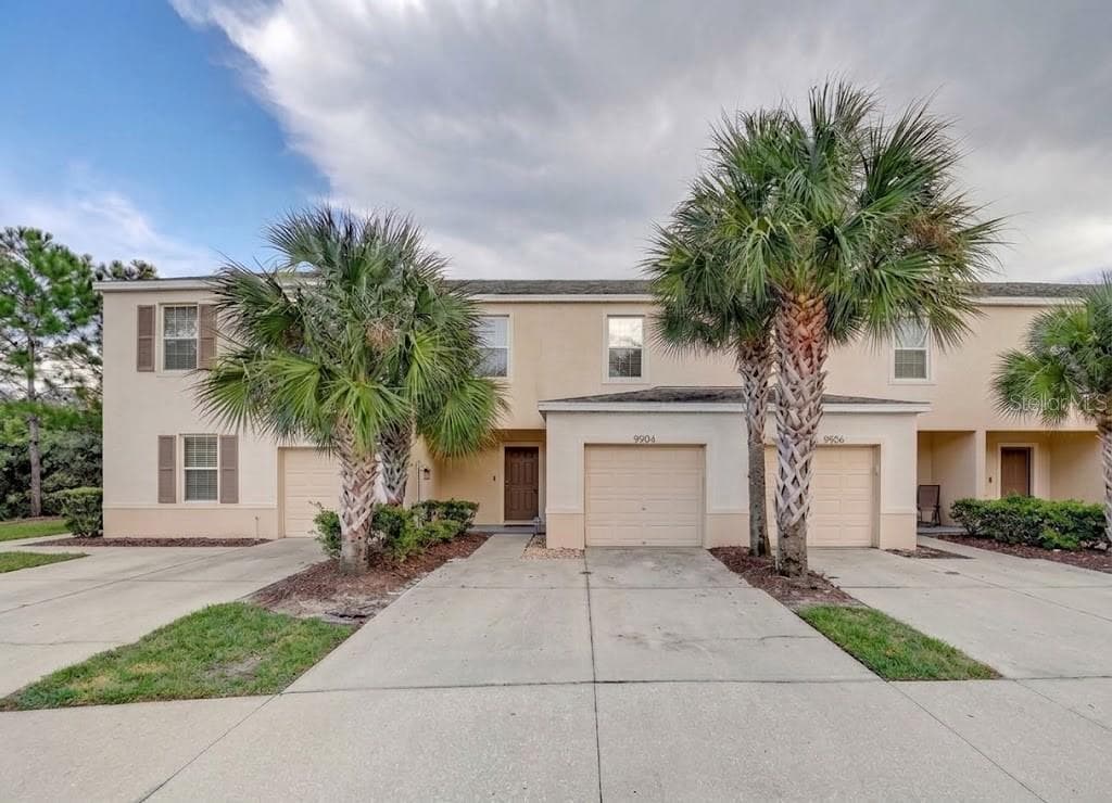 9904 HOUND CHASE DRIVE