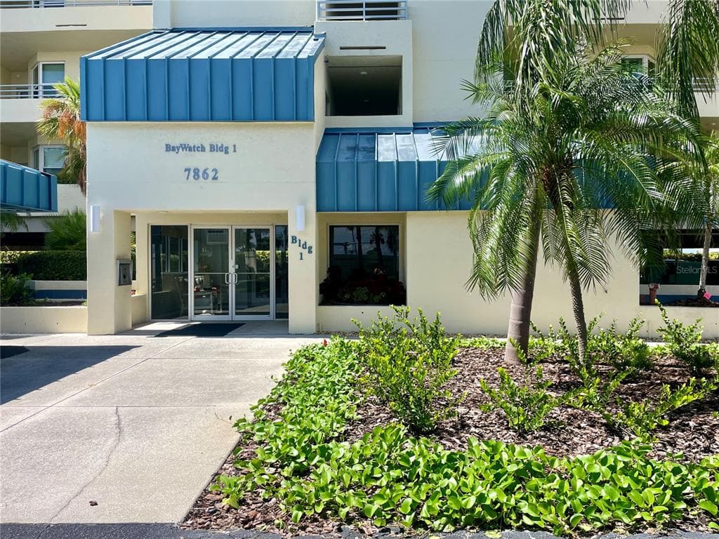 7862 SAILBOAT KEY BLVD S BOULEVARD S UNIT 504