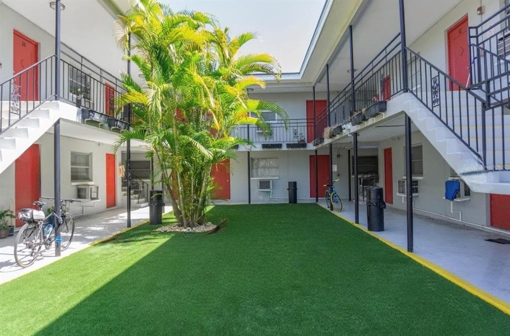 865 5TH AVENUE N UNIT 13